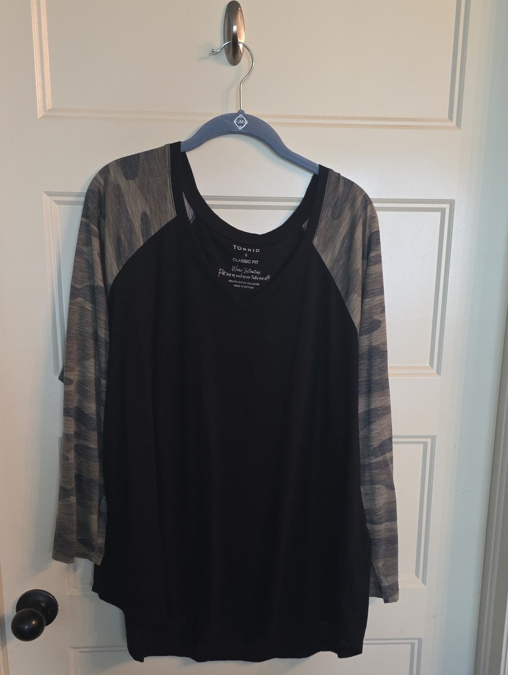 torrid Black Top with Gray Camo Raglan Sleeves